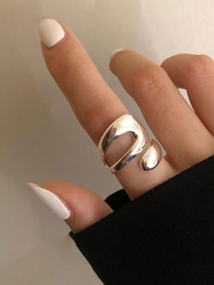 Eleganter verstellbarer Ring