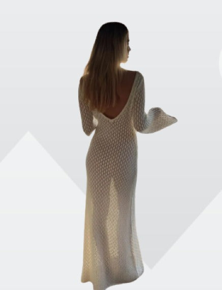 Soleil – Transparentes Kleid mit tiefem V-Ausschnitt